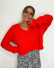 Lade das Bild in den Galerie-Viewer, Strickpullover, rot