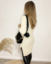 Lade das Bild in den Galerie-Viewer, Strickkleid mit Schlitzen, creme