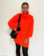 Lade das Bild in den Galerie-Viewer, langer Rollkragenpullover, orange
