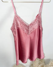 Lade das Bild in den Galerie-Viewer, Top mit Spitze, Beere