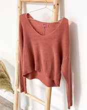 Lade das Bild in den Galerie-Viewer, Strickpullover, rostrot