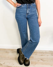 Lade das Bild in den Galerie-Viewer, Wide Leg Jeans, dunkelblau