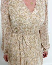 Lade das Bild in den Galerie-Viewer, Kleid gemustert, creme/rosa/beige